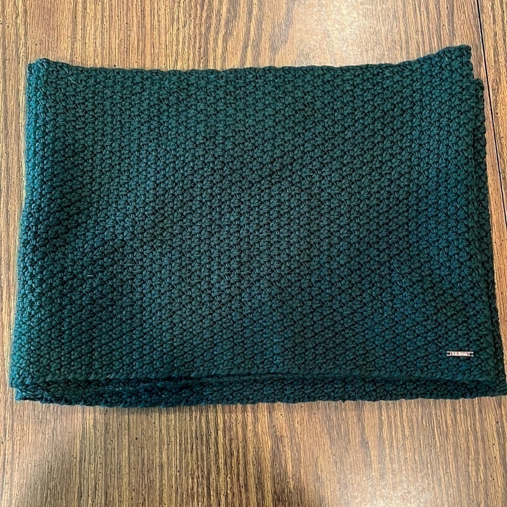 LL Bean Women’s Wicked Cozy Knit Scarf